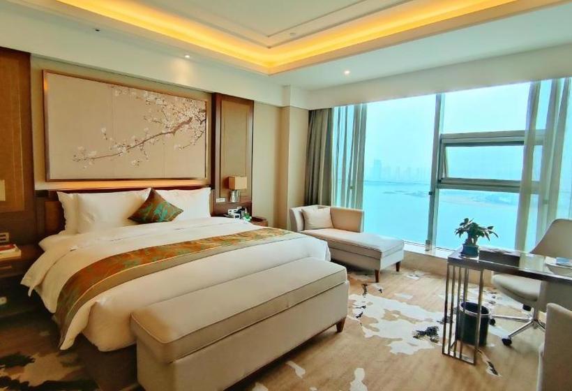 هتل Howard Johnson Xiangyu Plaza Linyi