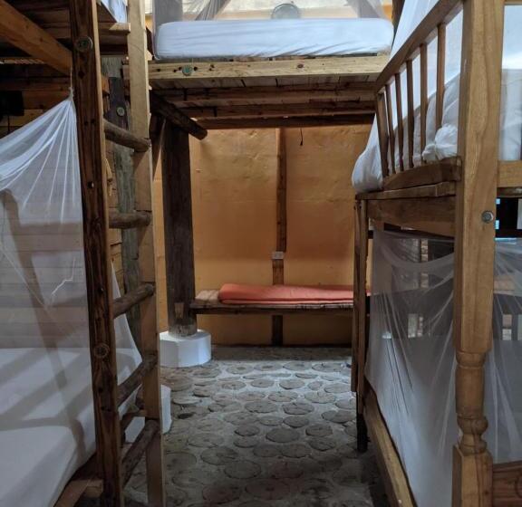 هاستل Mano A Mano Eco Hostal