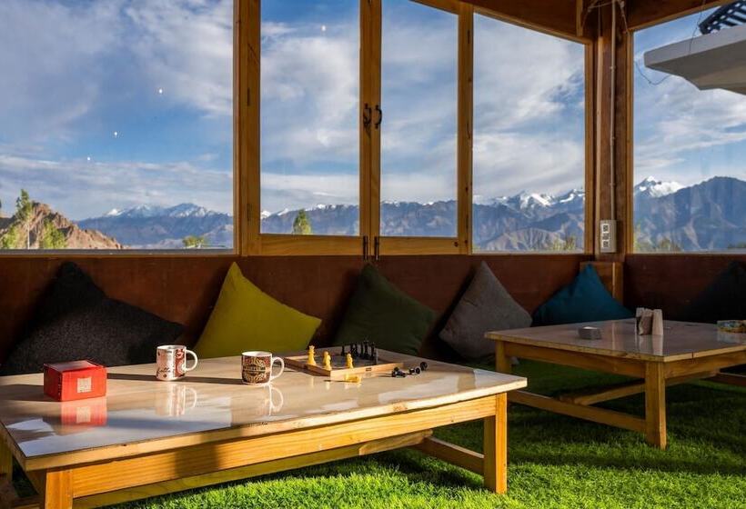 Общежитие Zostel Leh