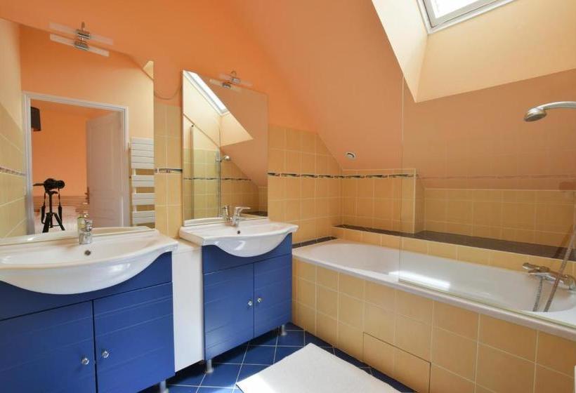 住宿加早餐  Domaine Uraveni