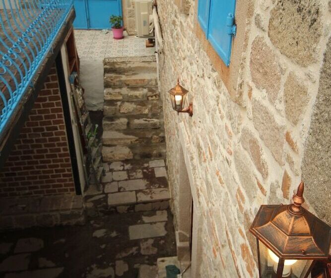 فندق Bergama Tas Konak