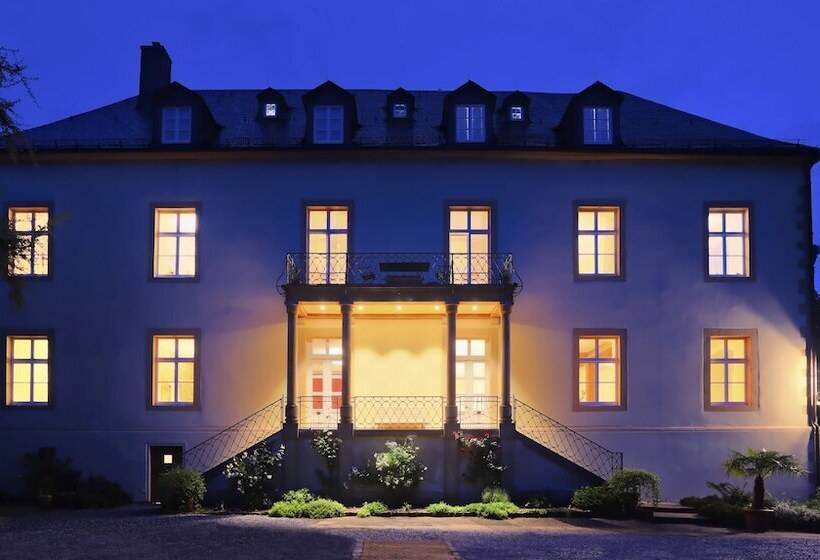 فندق Brunnenhaus Schloss Landau