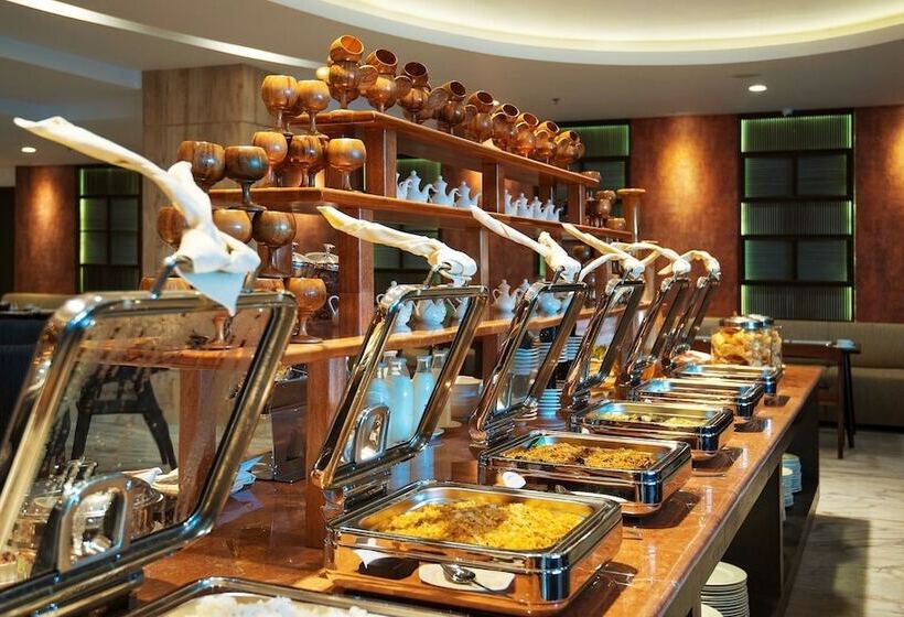 هتل The Sya Regency Palu By Soasia