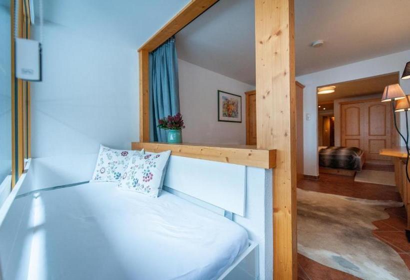 Quality Hosts Arlberg   Hotel Bergheim