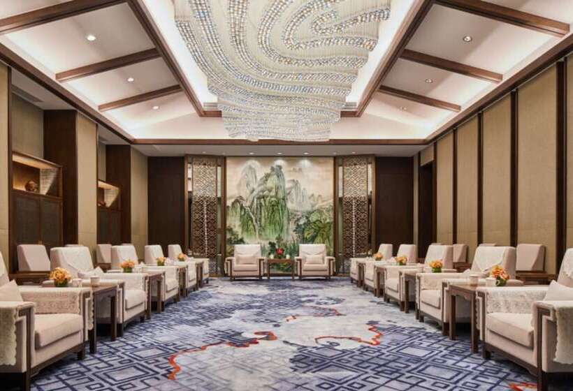 فندق Wanda Realm Resort Nanning