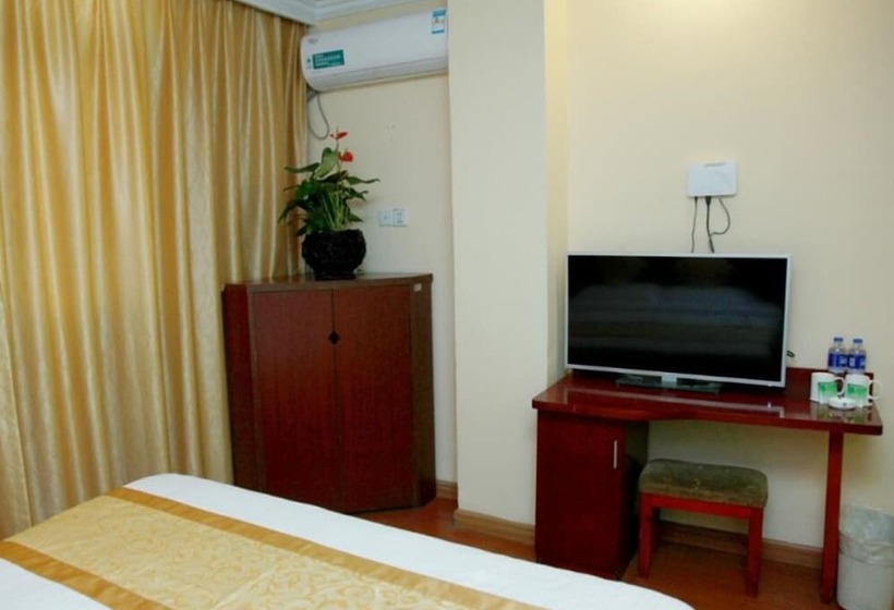 ホテル Greentree Inn Huaian Qingpu District Huaihainan Road Express