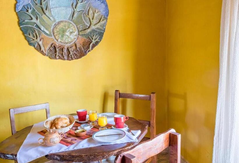تختخواب و صبحانه La Montaña