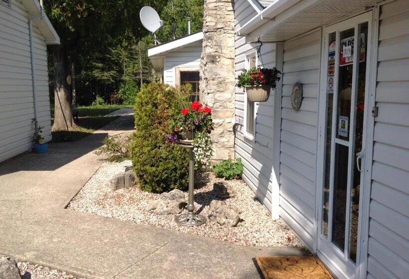 Cedar Vista Motel