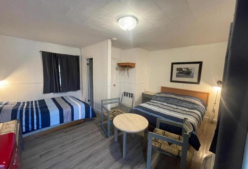 Cedar Vista Motel