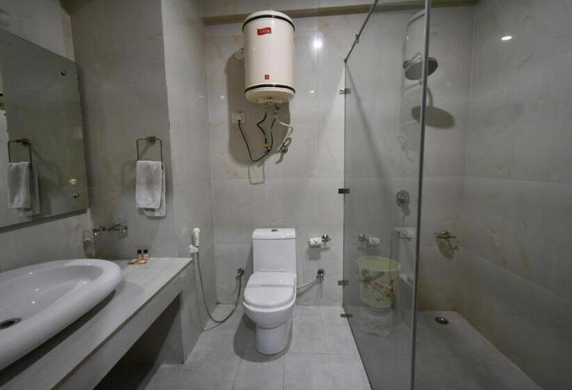 فندق Manali Valley Resort