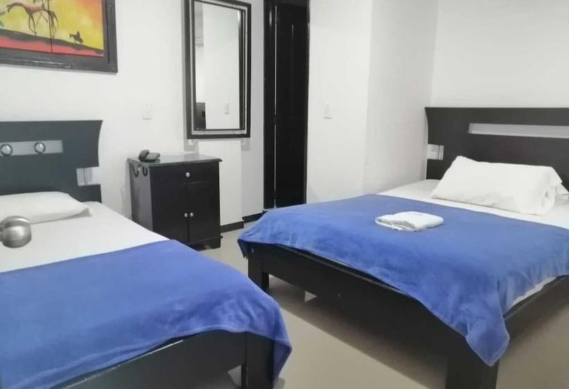 هتل Palmeras De Mariana