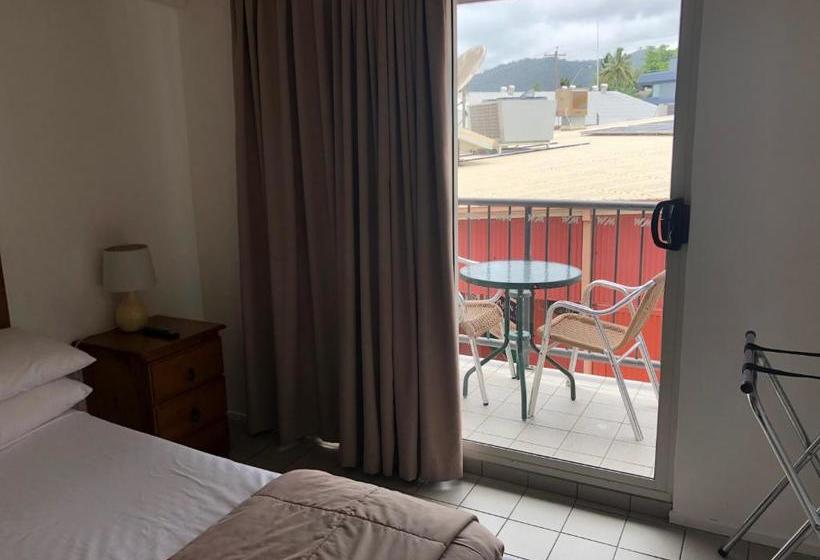 مُتل Airlie Waterfront Accommodation