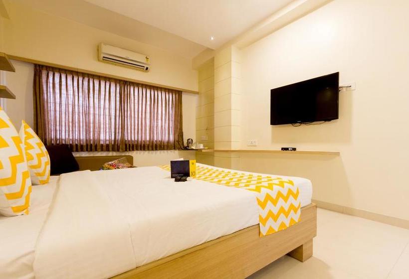 ホテル Thaai Coimbatore   Opposite Railway Station