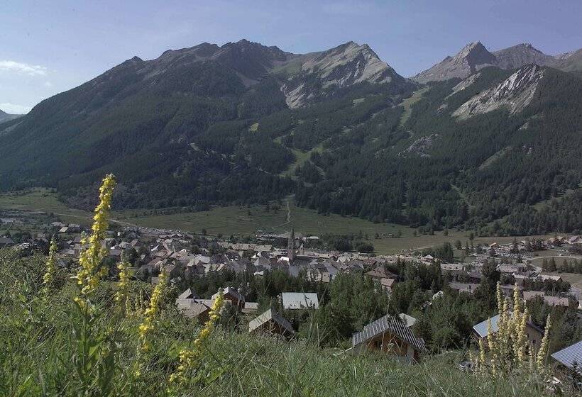 ホテル Alliey & Spa Piscine Appart Hôtel Serre Chevalier