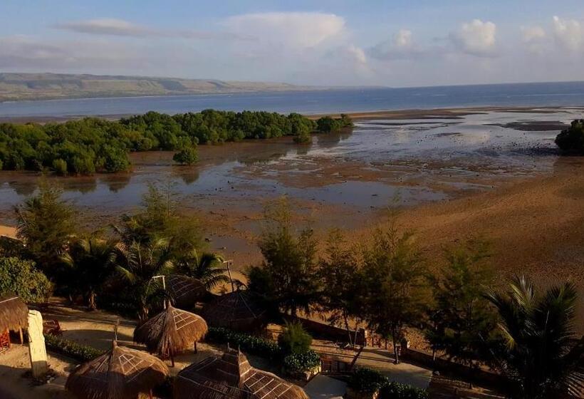 هتل Padadita Beach