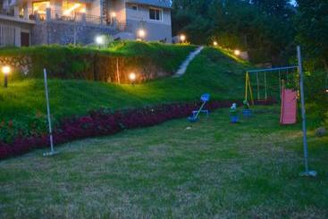 Nivata Springdale Resort And Spa