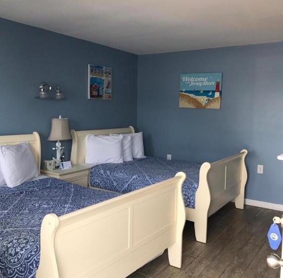 Pelican Point Motel