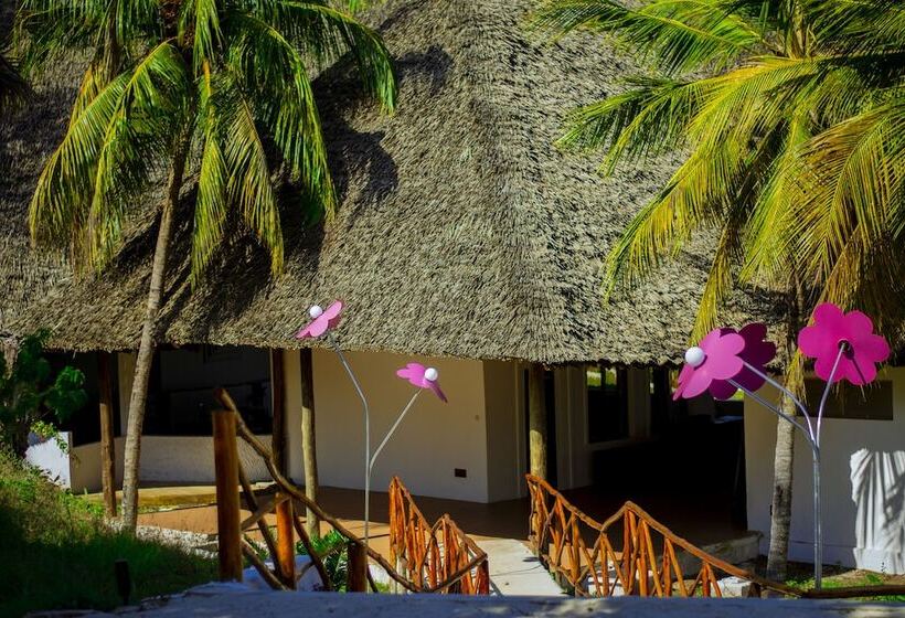 منتجع Antonio Beach Hotel And Spa