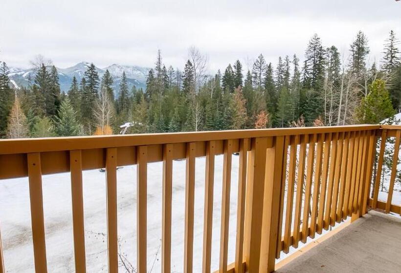 Курорт Timberline Lodges By Fernie Lodging Co