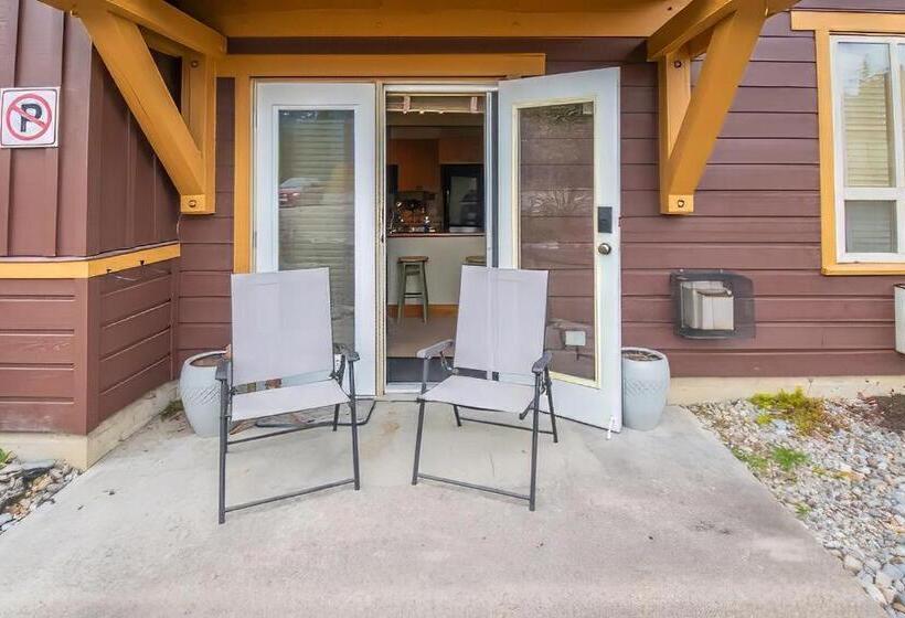 Курорт Timberline Lodges By Fernie Lodging Co