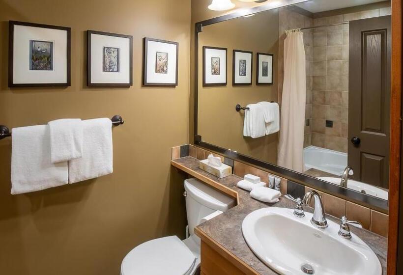 Курорт Timberline Lodges By Fernie Lodging Co