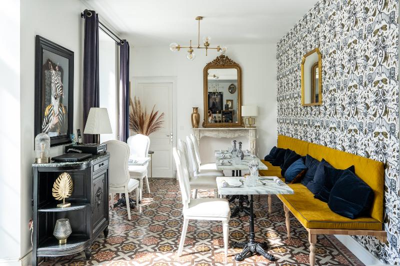 민박 Chateau Des Ayes   Chambres & Suites