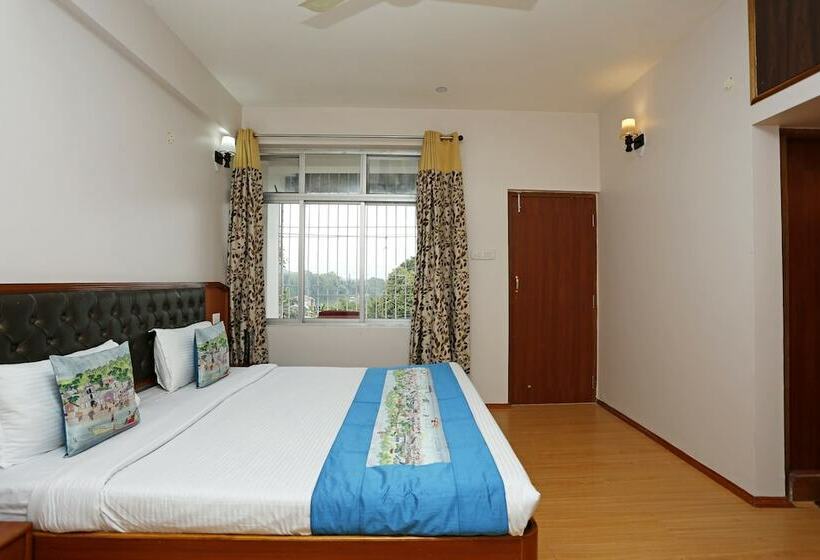 فندق Oyo 8816 Whispering Pines