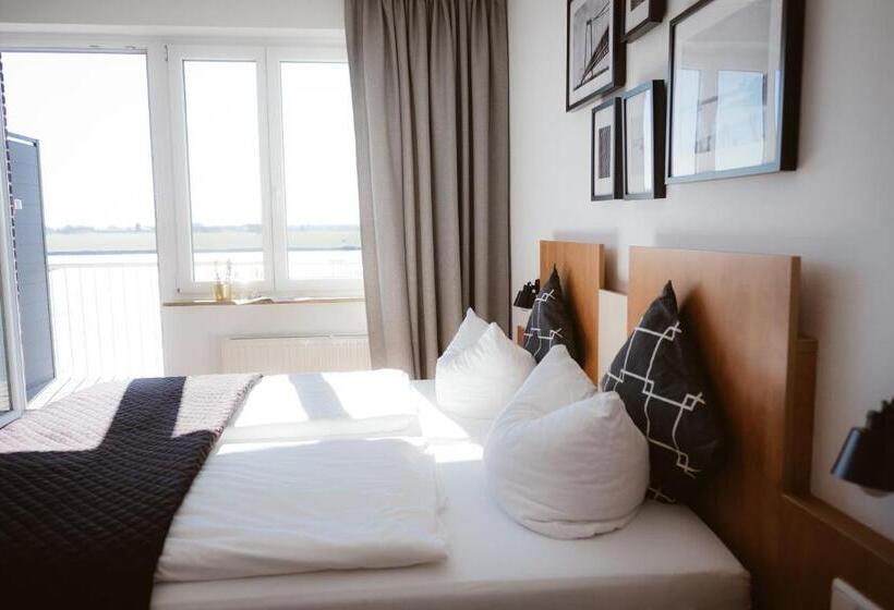 هتل Rheinpromenade8