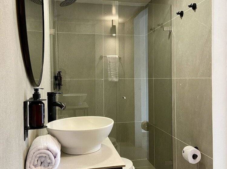 هتل Santa Ana Medellin