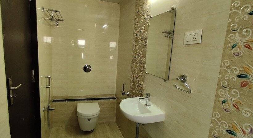 فندق Sri Maharaja Residency