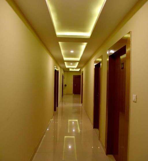 فندق Triveni Residency