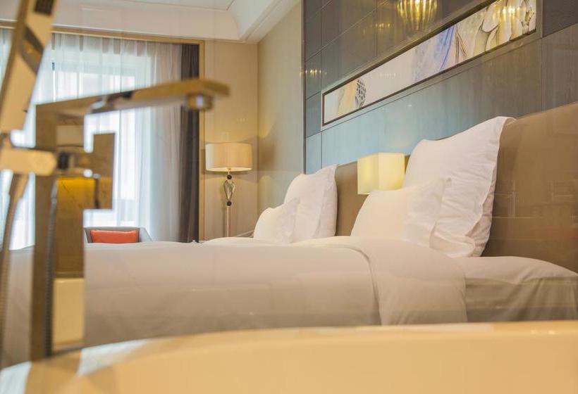 בית מלון כפרי Lavande  Hengqin Zhuhai Airport Branch