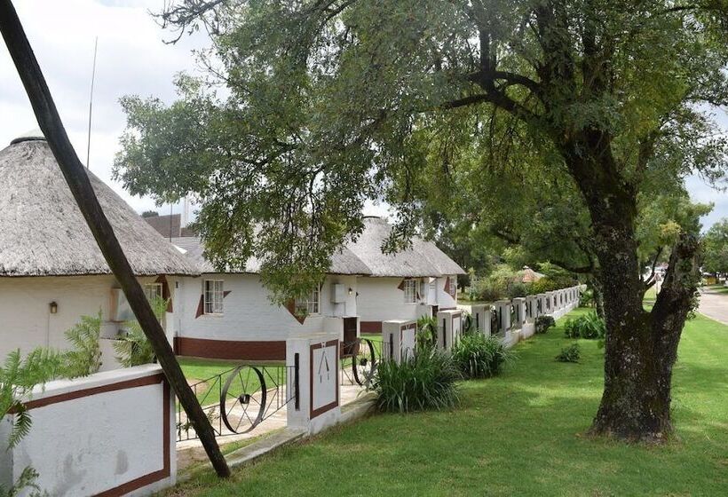 فندق صغير Graskop Family Retreat And Backpackers