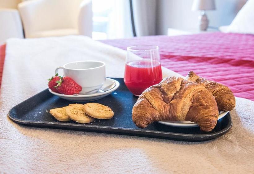 민박 Villa Gremì   Castiglione Falletto