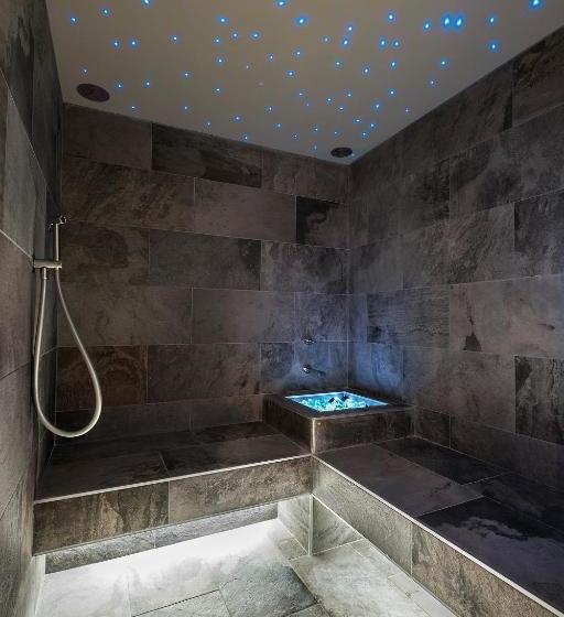 민박 Villa Gremì   Castiglione Falletto