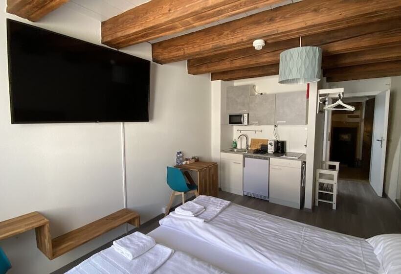 فندق Aux Chambres Du Banneret