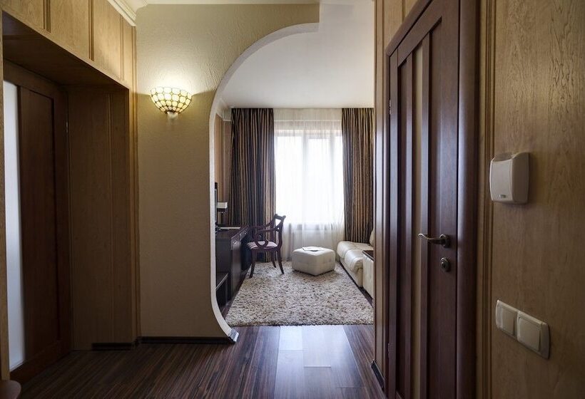 فندق Baden Baden
