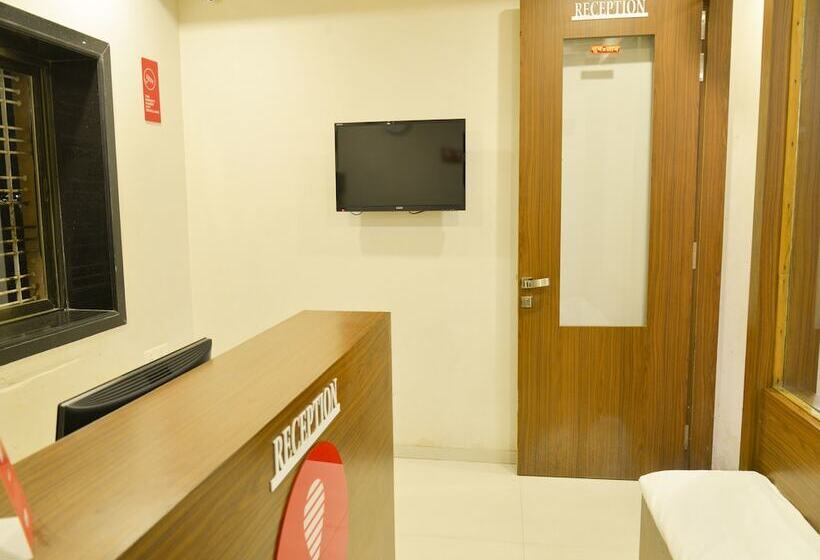 酒店 Midtown Inn