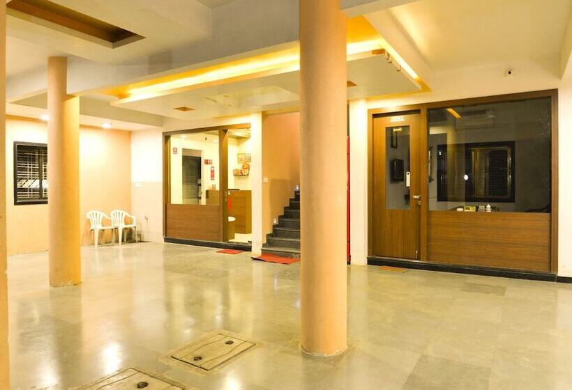 酒店 Midtown Inn