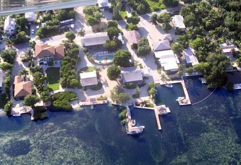 Parmer's Resort