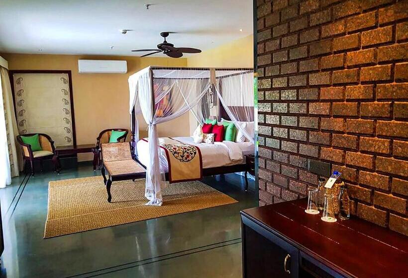 リゾートホテル Niraamaya Wellness Retreats Backwaters And Beyond Kumarakom