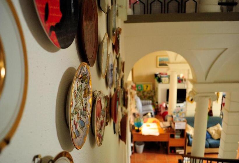 Villa Gherardi   B&b E Hostel