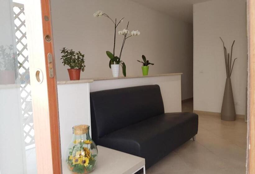 تختخواب و صبحانه L Isola Del Sale