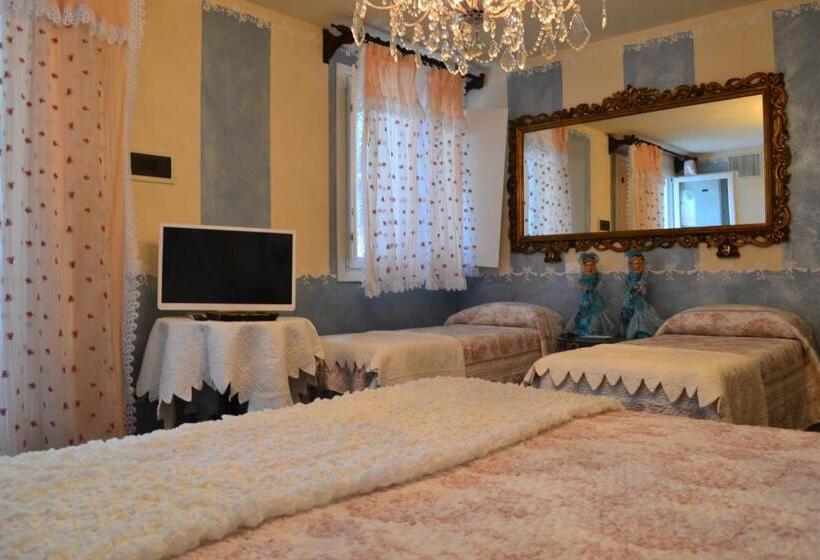 تختخواب و صبحانه La Maison Delle Favole