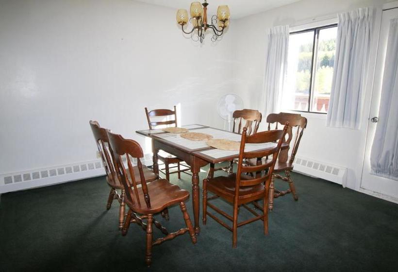 فندق على الطريق Bighorn Inn & Suites