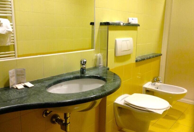 فندق Albergo Ristorante Da Carlino