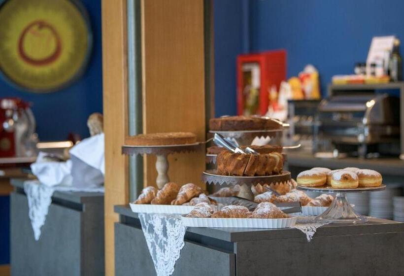 هتل Paradiso Conca D Oro