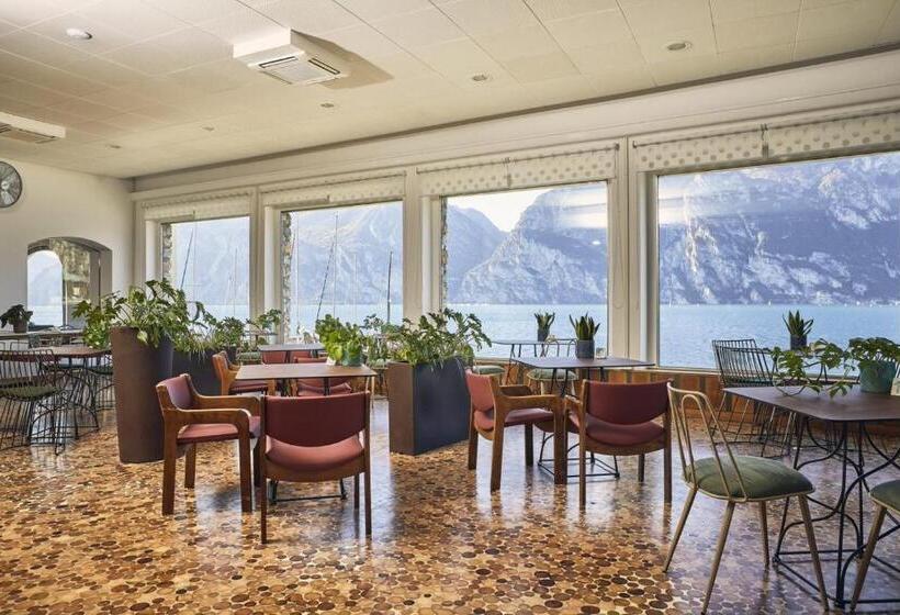 هتل Paradiso Conca D Oro