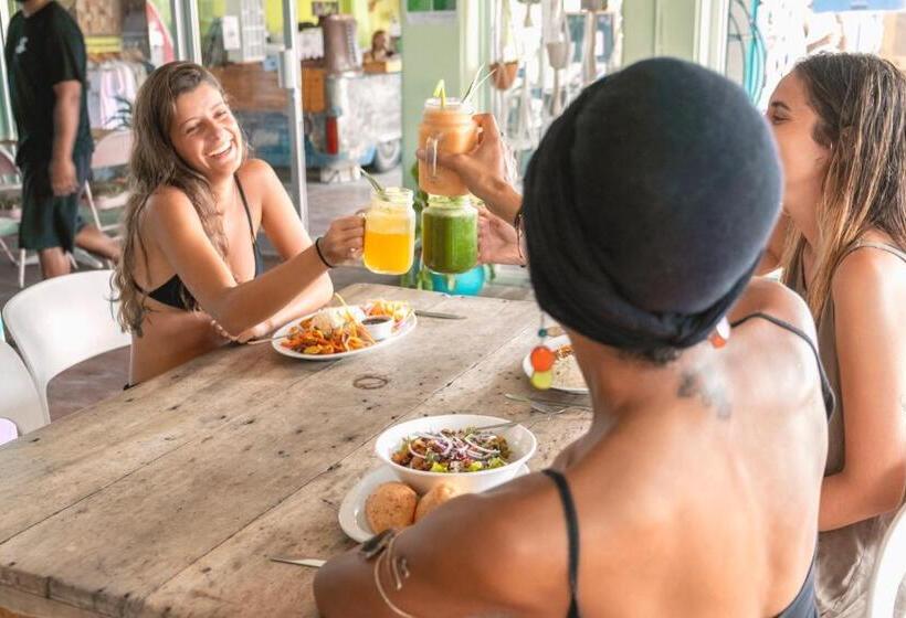 هتل Selina Manuel Antonio   Hostel