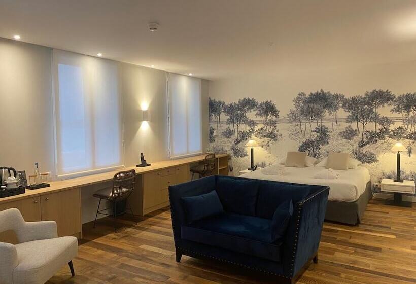 هتل Hôtel De La Plage   Saint Jean De Luz